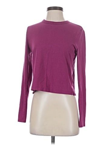 Lululemon Athletica Long Sleeve T-Shirt (view 1)
