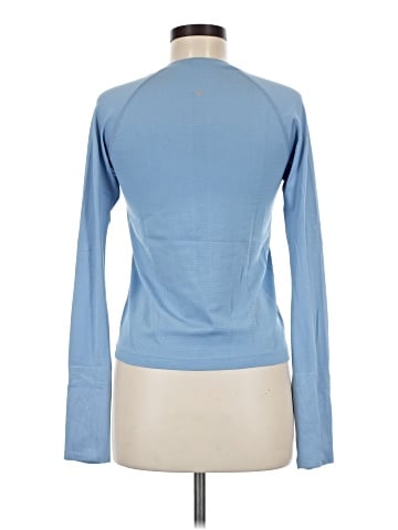 Lululemon Athletica Long Sleeve T-Shirt (view 2)