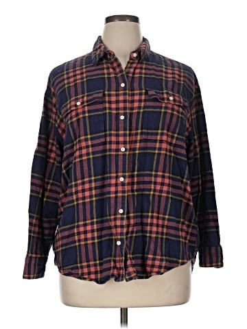 Old Navy Long Sleeve Button-Down Shirt (view 1)