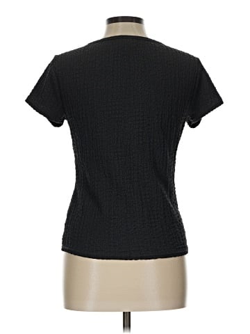 Old Navy Short Sleeve T-Shirt (view 2)