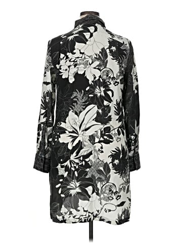 Robert Graham Casual Dress (view 2)