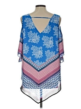 DR2 Sleeveless Blouse (view 2)