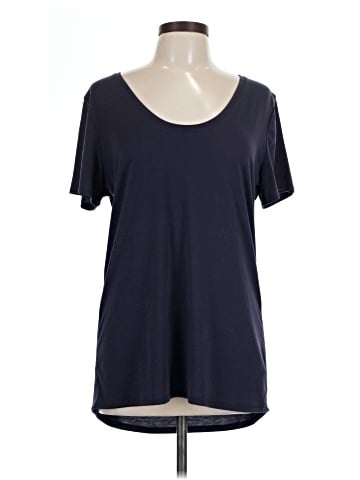 Athleta Short Sleeve T-Shirt (view 1)