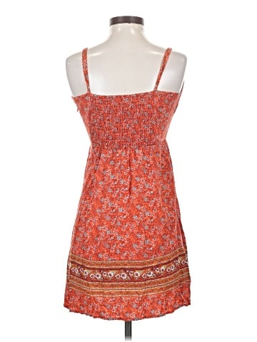 Old Navy Casual Dress (view 2)