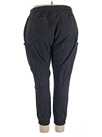 Old Navy Cargo Pants (view 2)