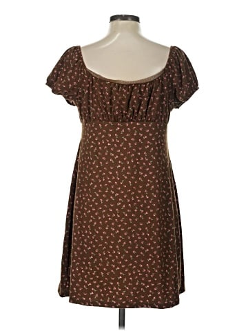 No Boundaries Casual Dress (view 2)