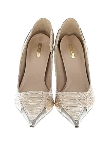 Michael Antonio Heels (view 2)