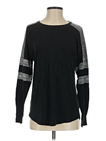 Victoria's Secret Pink Long Sleeve T-Shirt (view 1)