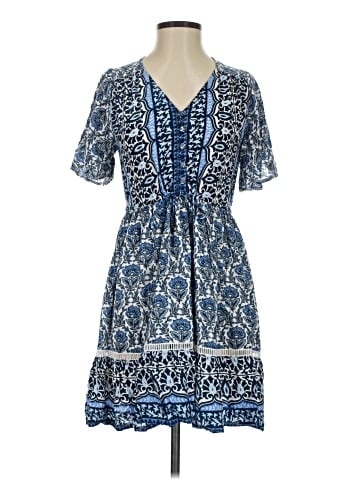 Walker & Wade Casual Dress (view 1)