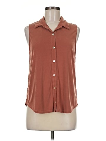 Green Envelope Sleeveless Button-Down Shirt (view 1)