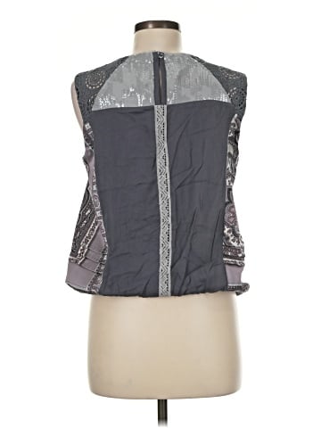 Tiny Sleeveless Blouse (view 2)