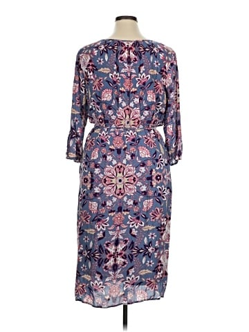 Old Navy Casual Dress (view 2)