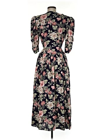 Expo Casual Dress (view 2)