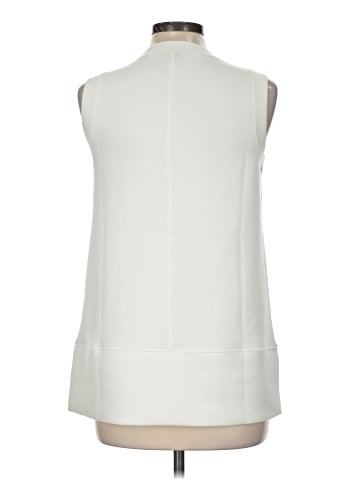 SPANX Sleeveless T-Shirt (view 2)