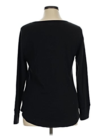 Old Navy Long Sleeve T-Shirt (view 2)