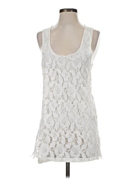 Keren Hart Sleeveless Blouse