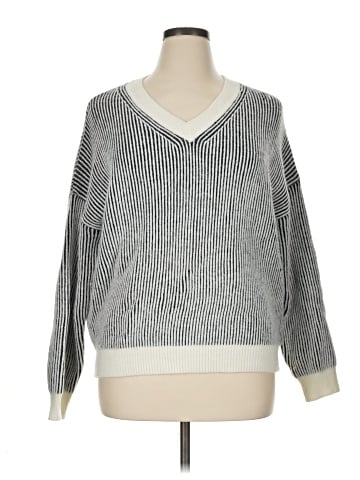 DAZY Pullover Sweater (view 1)