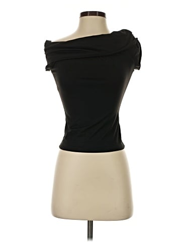 Trendy Queen Sleeveless Blouse (view 1)