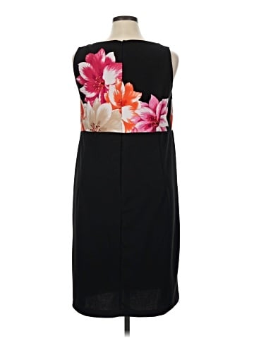 Danny And Nicole Cocktail Dress (view 2)