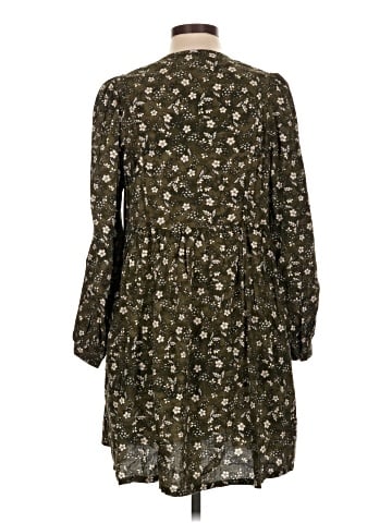 Old Navy Casual Dress (view 2)