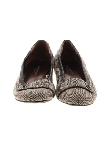 Isaac Mizrahi Flats (view 2)