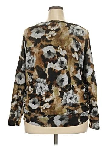 Papillon Pullover Sweater (view 2)