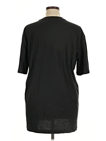Gap Short Sleeve T-Shirt (view 2)