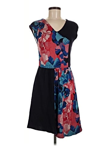 Leifsdottir Casual Dress (view 1)