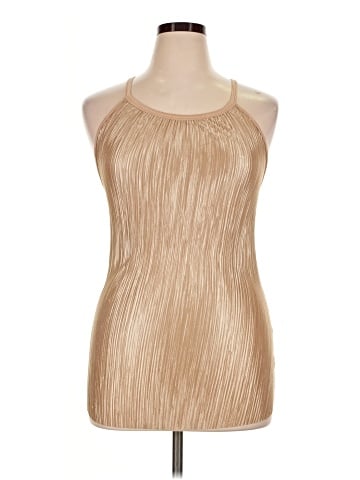 Free Kisses Sleeveless Blouse (view 1)