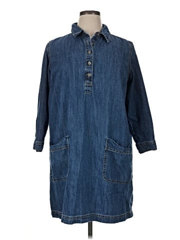 Old Navy Casual Dress (view 1)