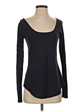 Lululemon Athletica Long Sleeve T-Shirt (view 1)