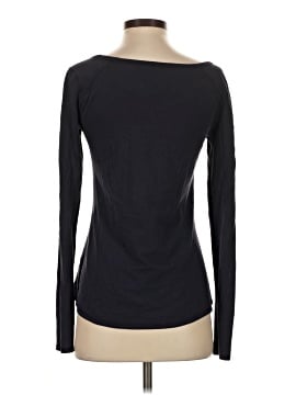 Lululemon Athletica Long Sleeve T-Shirt (view 2)
