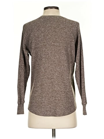 American Eagle Outfitters Pullover Sweater (view 2)