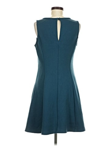 Old Navy Casual Dress (view 2)