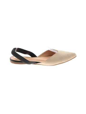 Lulus Flats (view 1)