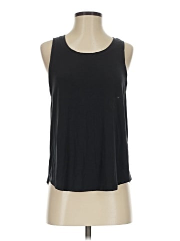 Gap Fit Sleeveless T-Shirt (view 1)
