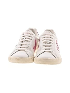 VEJA Sneakers (view 2)