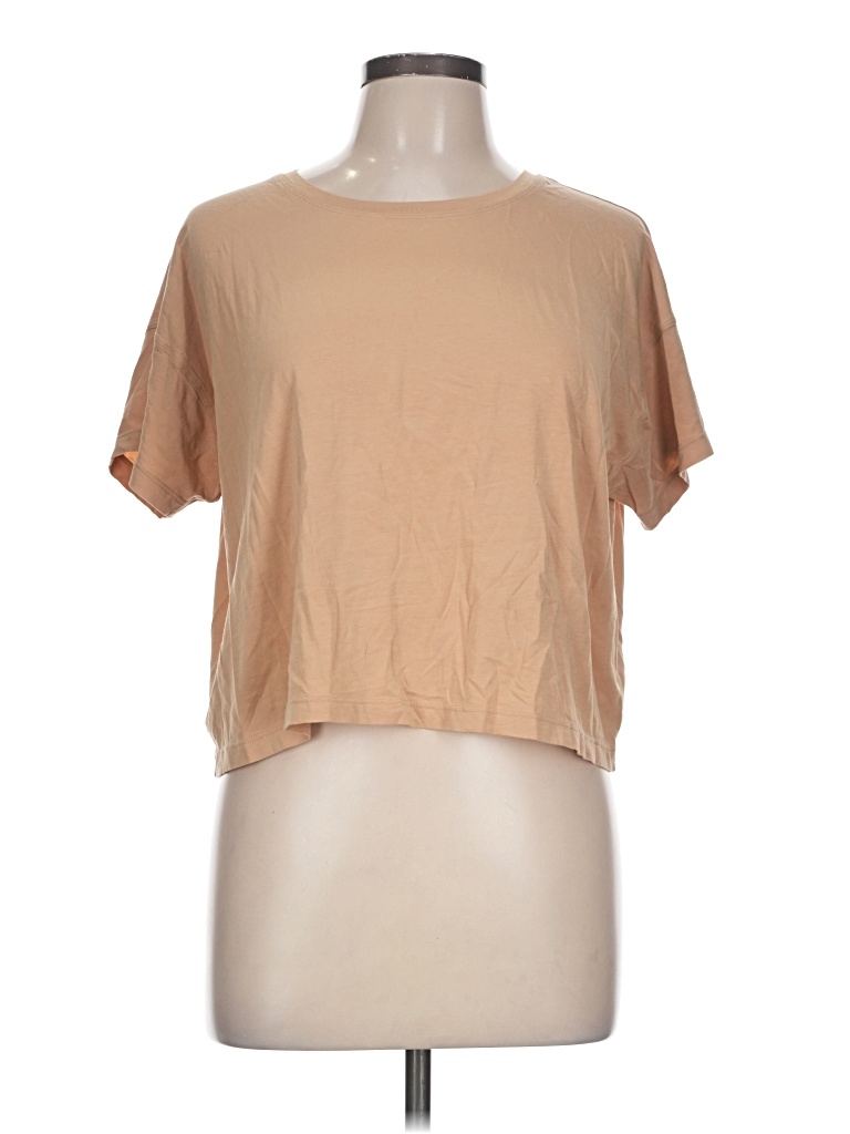Pre-owned Lululemon Athletica Short Sleeve T-shirt In Tan