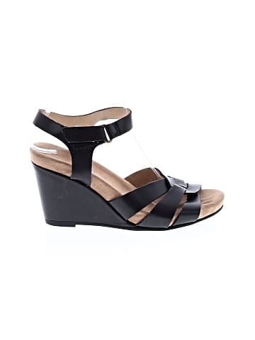 Chinese Laundry Wedges (view 1)