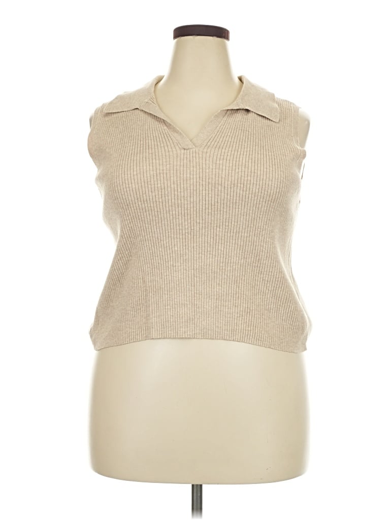 Pre-owned Old Navy Pullover Sweater In Tan