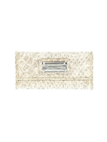 Unbranded Wallet (view 1)