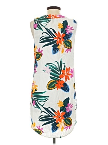 Old Navy Casual Dress (view 2)