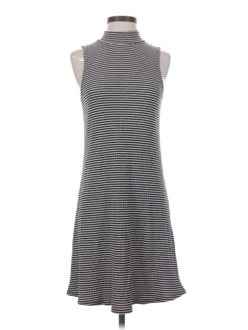 American Eagle Outfitters Casual Dress (view 1)