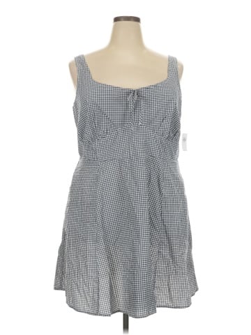 Old Navy Casual Dress (view 1)