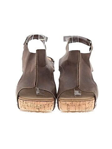 Unbranded Wedges (view 2)