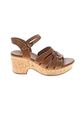 Baretraps Wedges (view 1)