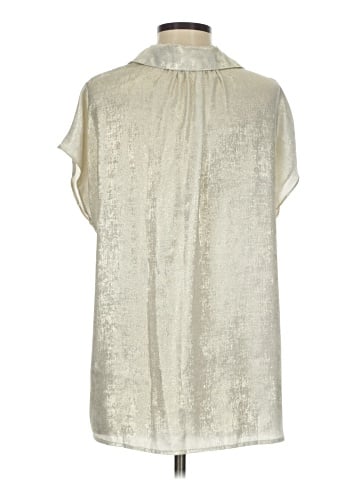 Vine & Love Short Sleeve Blouse (view 2)