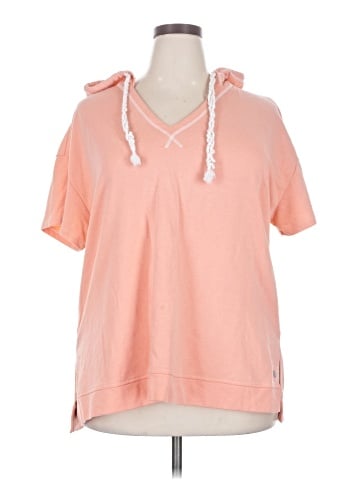 LIVI Poncho (view 1)