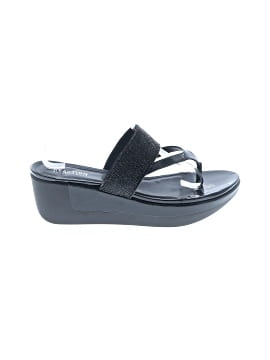 Kenneth Cole Reaction Wedges