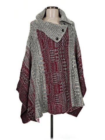Sisters Poncho (view 1)